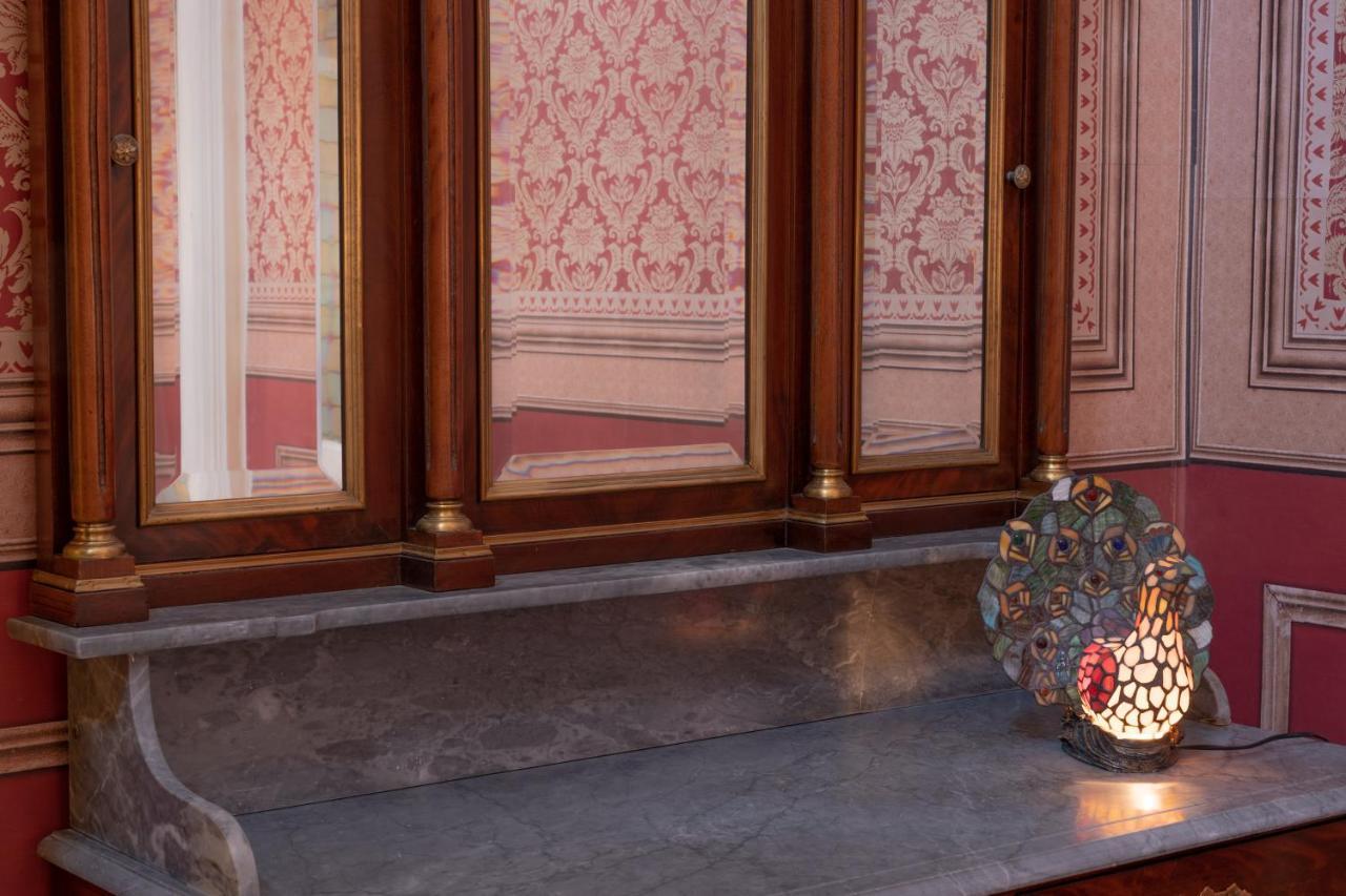 Il Cavaliere Al Borgo Antico Hotel Копертино Екстериор снимка