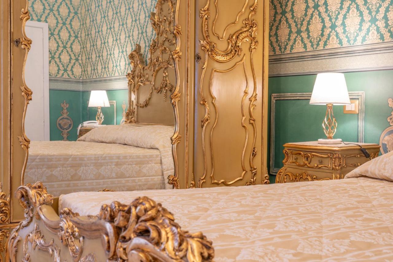 Il Cavaliere Al Borgo Antico Hotel Копертино Екстериор снимка