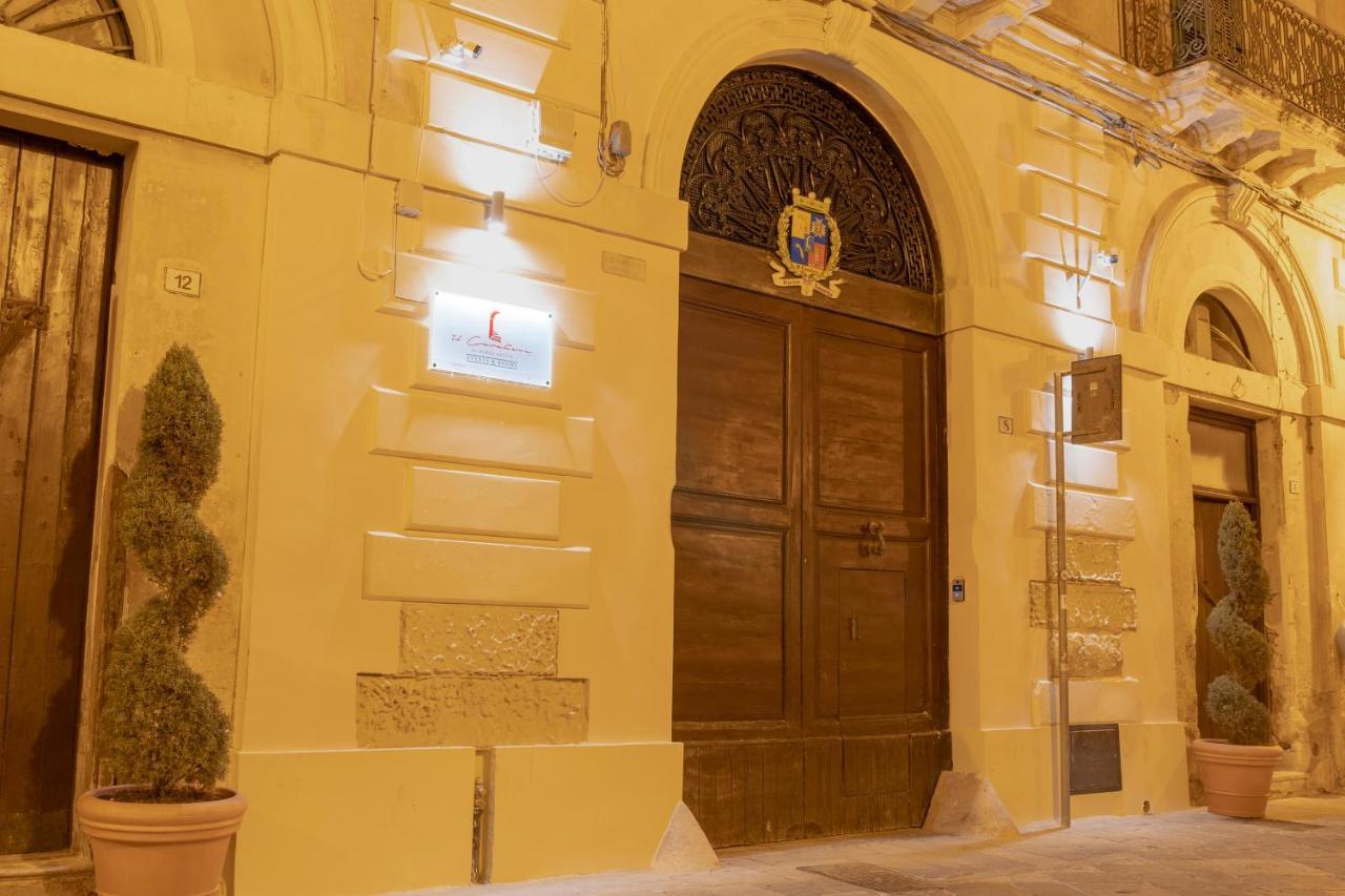 Il Cavaliere Al Borgo Antico Hotel Копертино Екстериор снимка