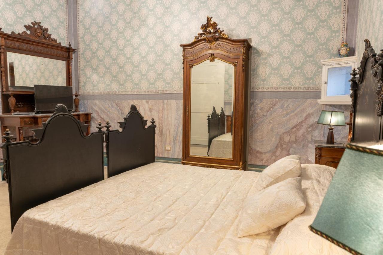 Il Cavaliere Al Borgo Antico Hotel Копертино Екстериор снимка
