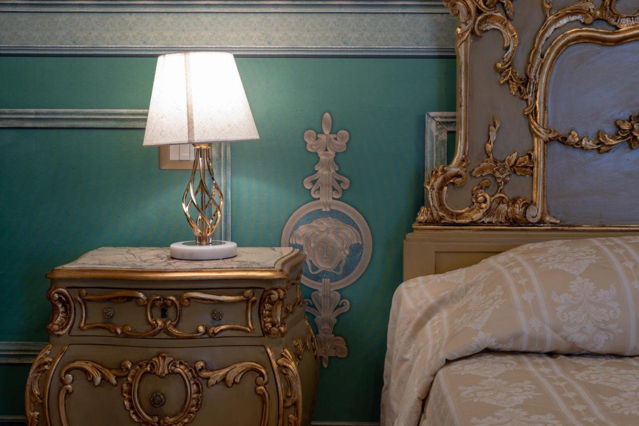 Il Cavaliere Al Borgo Antico Hotel Копертино Екстериор снимка